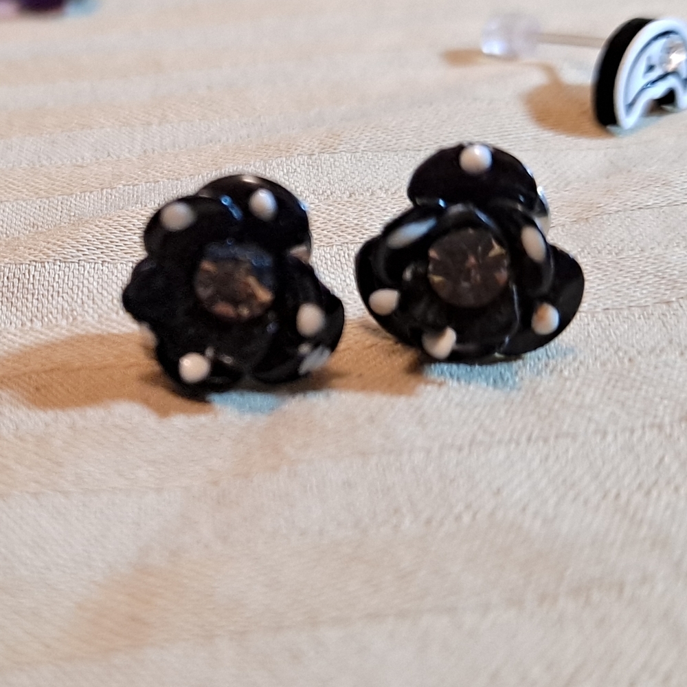 Random earring pack - Picture 5 of 9